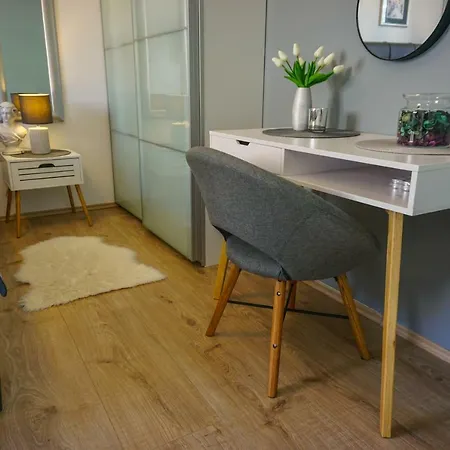 Paula With Private Jacuzzi And Parking- Near The Daire *