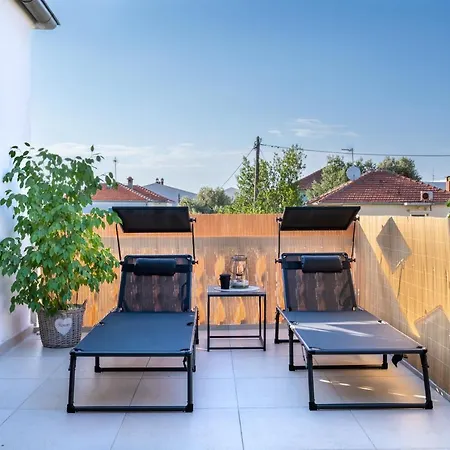 Apartman Paula With Private Jacuzzi And Parking- Near The *
