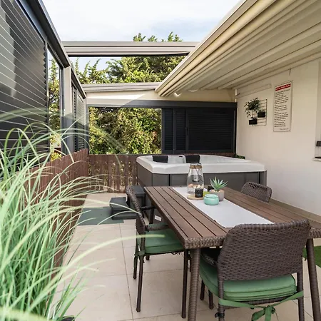 Paula With Private Jacuzzi And Parking- Near The